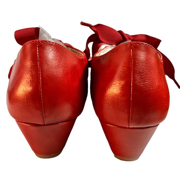 Chelsea Crew Sonia Cherry Red Retro Peep Toe Heel Sandals, Size 7.5 - New In Box - Picture 7 of 12